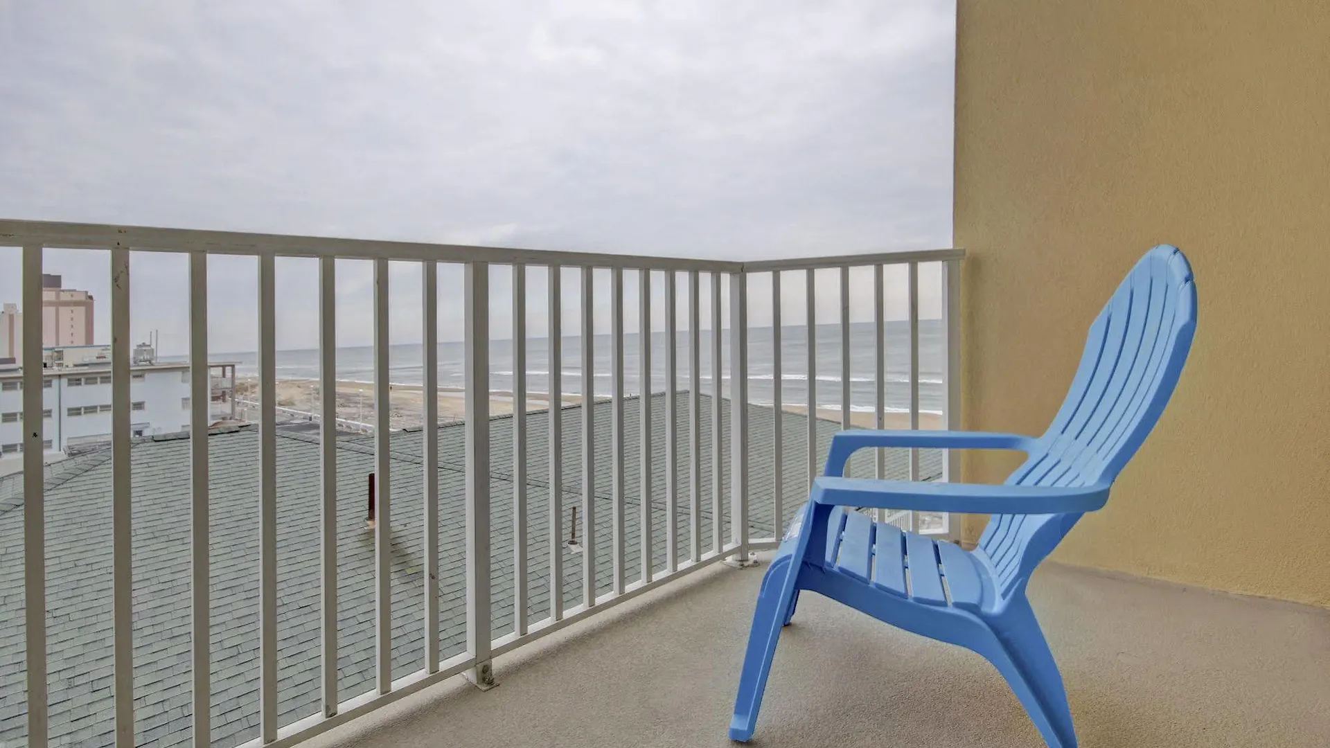 Crystal Beach Hotel Ocean Stadt
